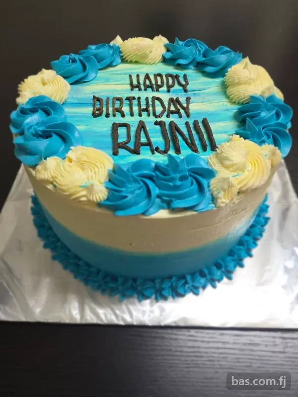 Moist EGGLESS Chocolate Cake