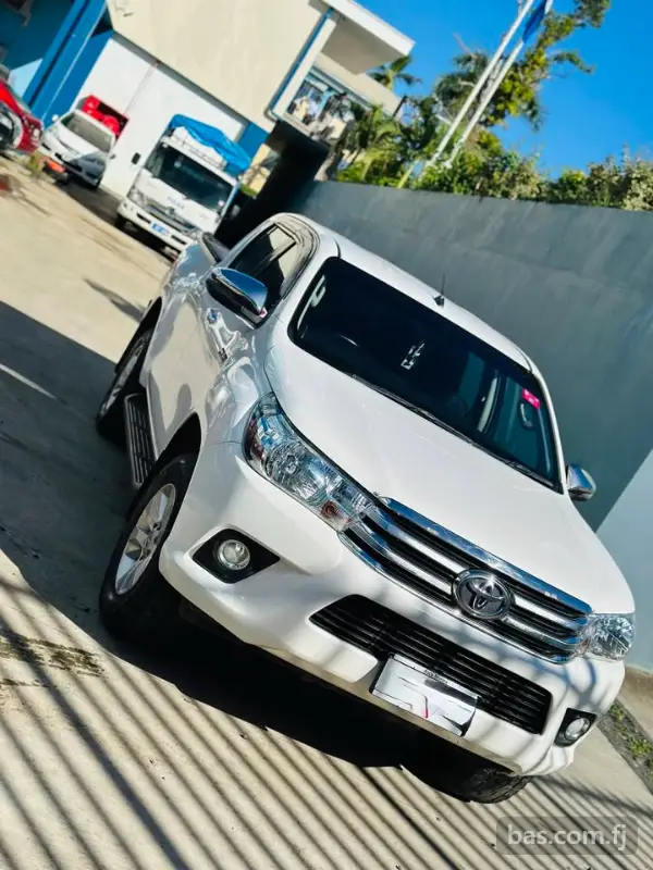 Toyota Hilux Revo - Nadi