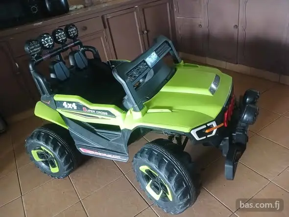 Kids Ride on car 4x4
