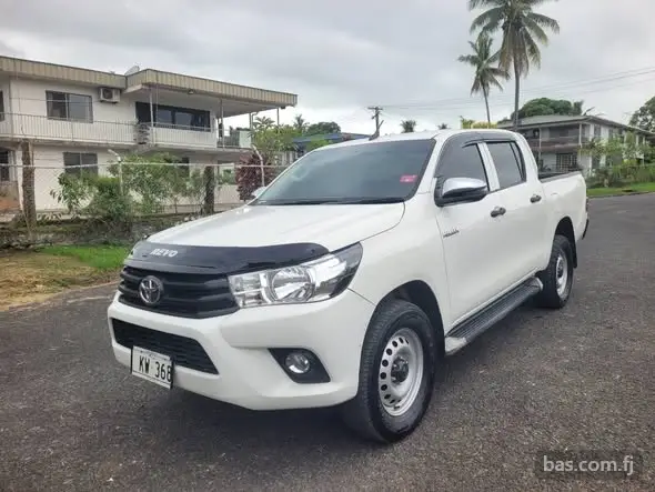 Toyota Hilux Revo - Suva