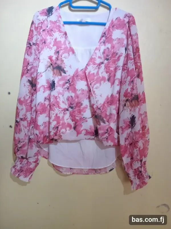 Pink floral Long sleeves Size 8