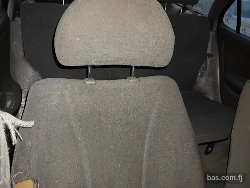 Hyundai Elantra (1998)