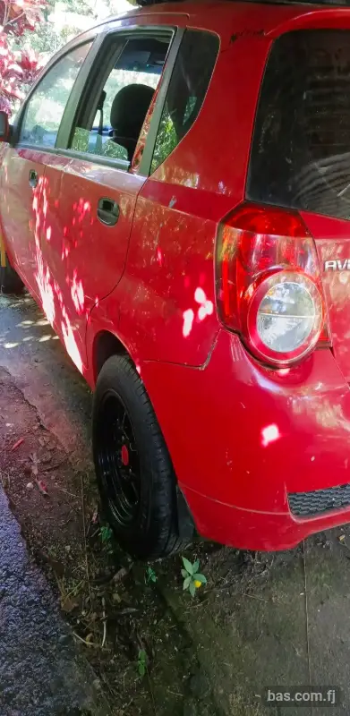 Chevrolet Aveo LS (For Parts Only)